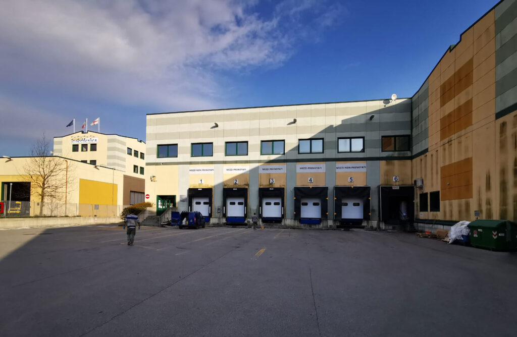 portali isotermici glg logistica (5)