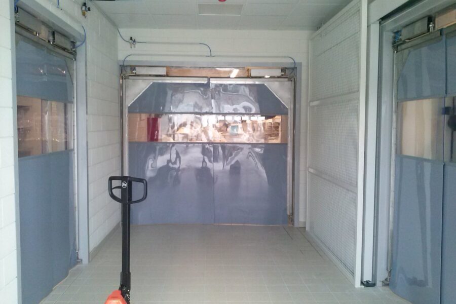 porte a battenti per supermercati